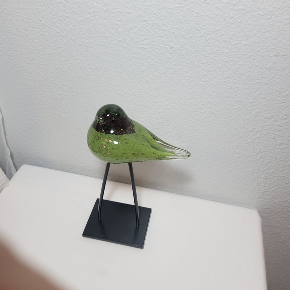 💚💚 SPECKLED GLASS BIRD WITH LONG METAL LEGS GREEN - Picture 9 of 10